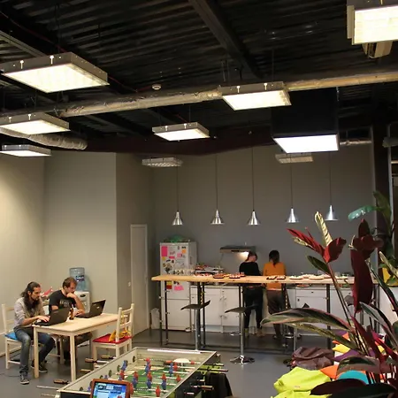 Fabrika *
