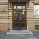 Fabrika *