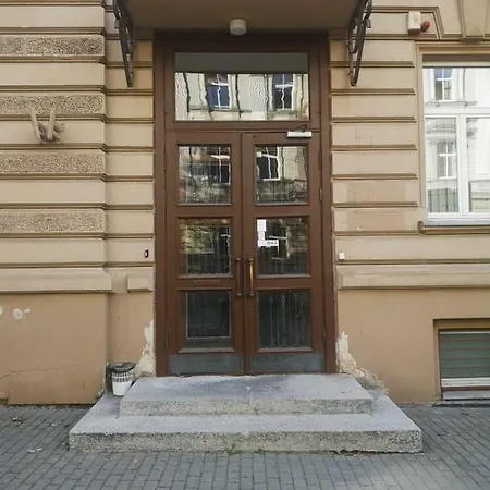 Fabrika *